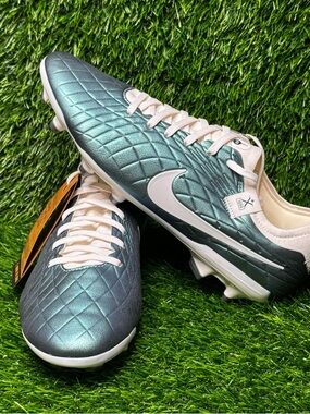 Size 9.5 - Mens Nike Tiempo Emerald Legend 10 Pro FG Soccer Cleats - FQ3248-300